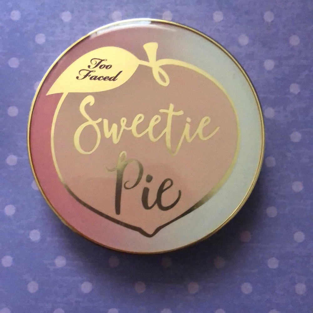 Too faced sweetie pie bronzer